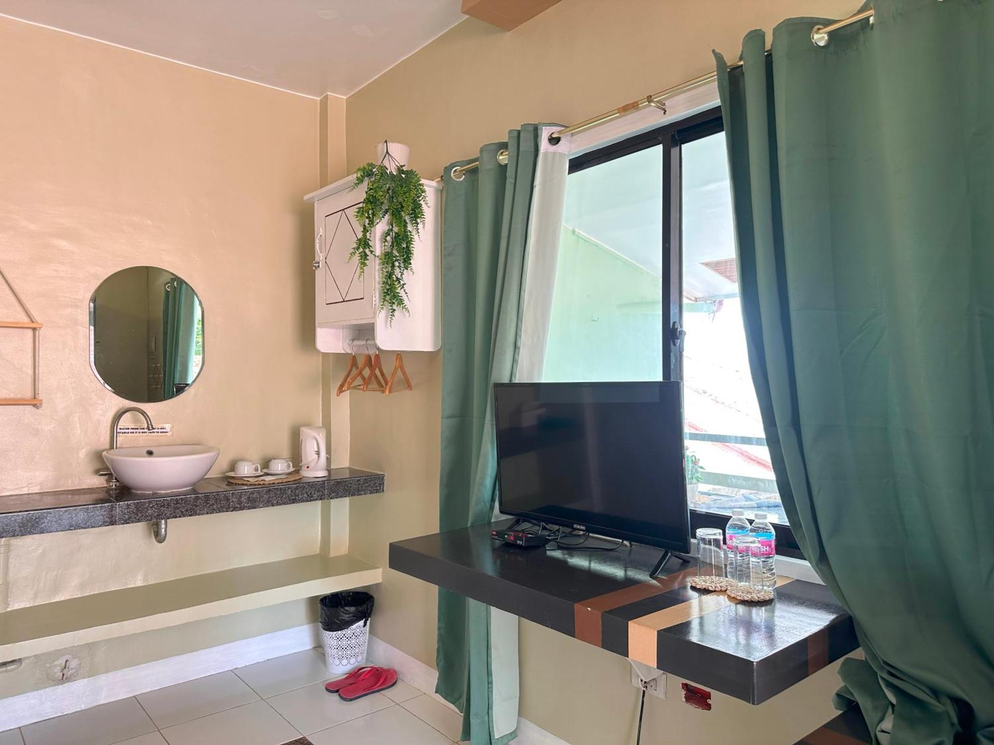Panari Lodge إل نيدو الغرفة الصورة